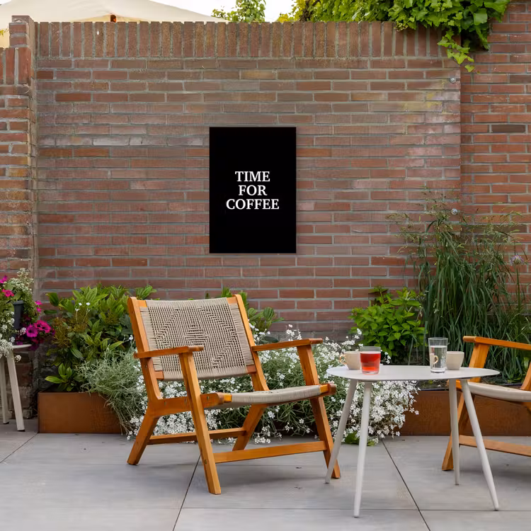 Quotes - Letters - Koffie - Zwart Tuinposter op houten frame 2 cm dik klein -sfeer3
