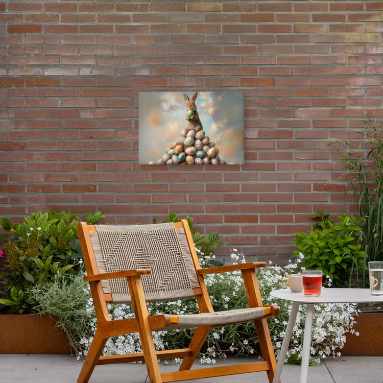 Konijn - Eieren - Kleurrijk Tuinposter op houten frame 2 cm dik klein -sfeer3