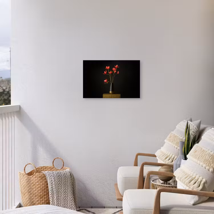 Rode - Bloemen - Vaas Tuinposter op houten frame 2 cm dik klein -sfeer1