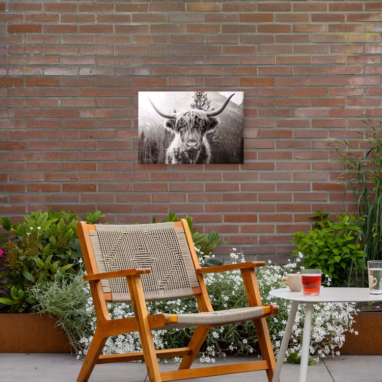 Schotse hooglander - Koe - Dieren - Zwart - Wit Tuinposter op houten frame 2 cm dik klein -sfeer3