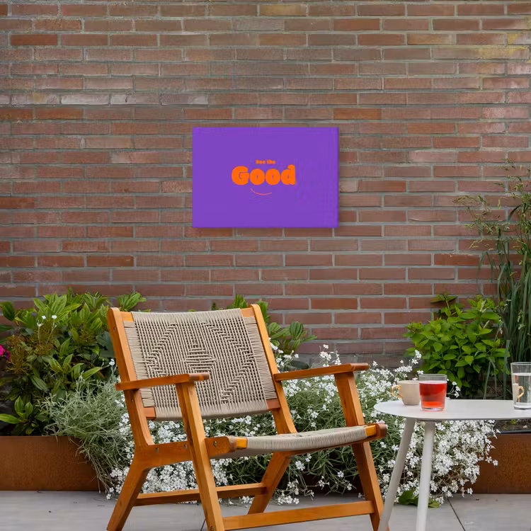 See the good - Oranje - Paars - Smiley Tuinposter op houten frame 2 cm dik klein -sfeer3