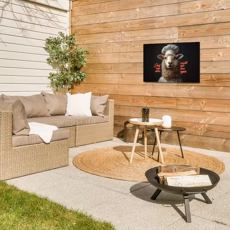 Schaap - Kokskleding - Neon - Quote Tuinposter op houten frame 2 cm dik klein -sfeer2