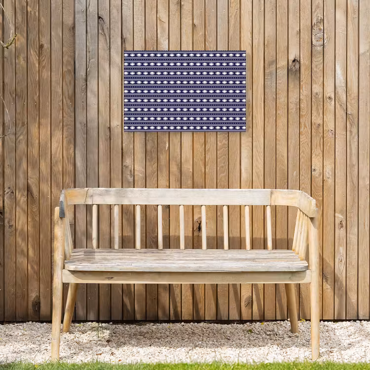 Schelp - Nautisch - Blauw - Wit Tuinposter op houten frame 2 cm dik klein 845 -sfeer4