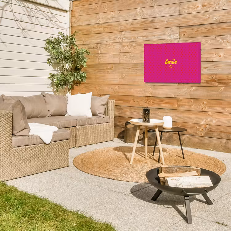 Smile - Stippen - Roze Tuinposter op houten frame 2 cm dik klein -sfeer2