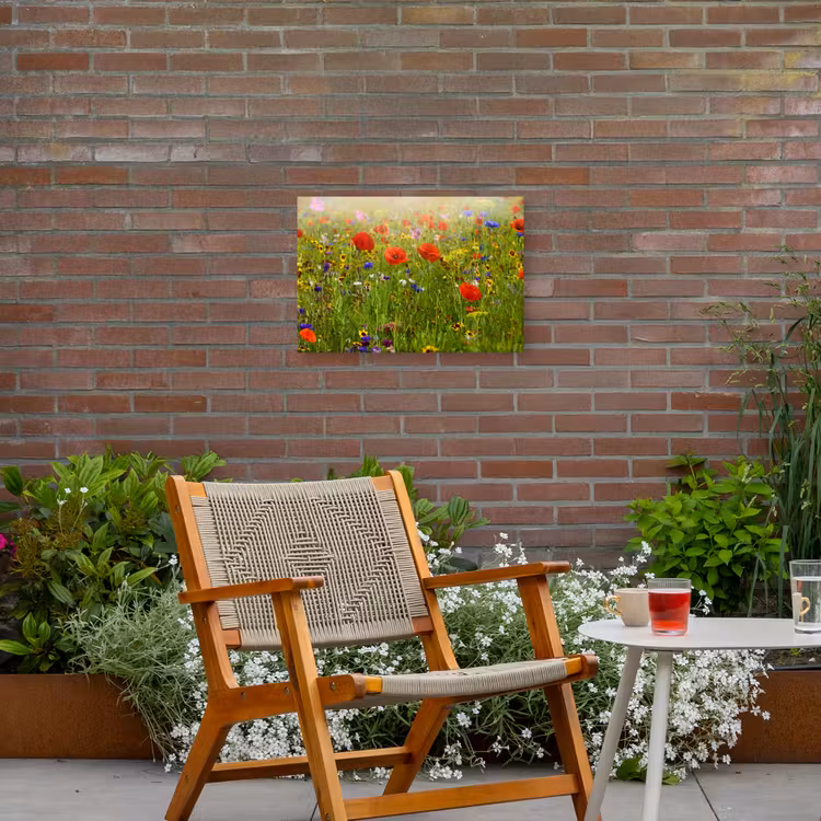 Lente - Bloemen - Rood - Klaproos - Gras - Groen Tuinposter op houten frame 2 cm dik klein -sfeer3