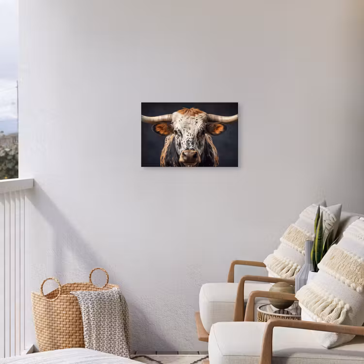 Stier - Kleurrijk - Hoorns Tuinposter op houten frame 2 cm dik klein -sfeer1