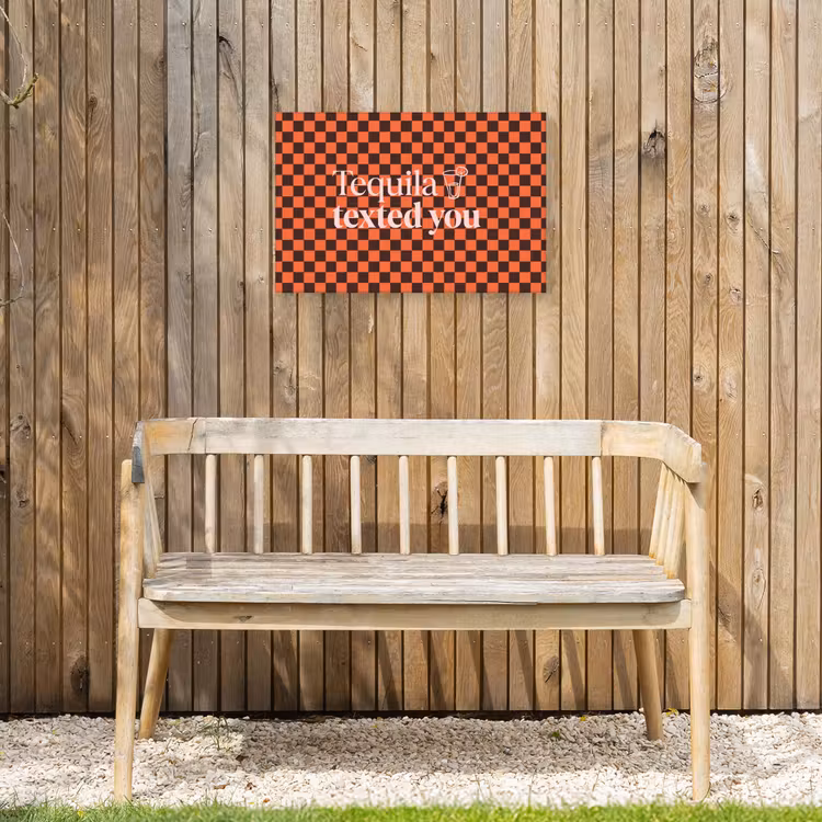 Tequila texted you - Glas - Vierkanten - Oranje Tuinposter op houten frame 2 cm dik klein -sfeer4
