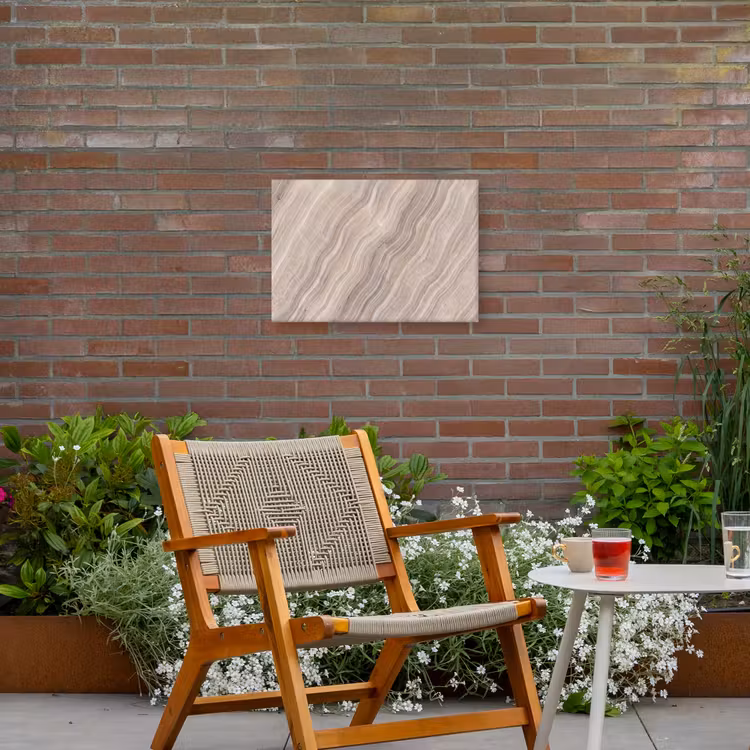 Textuur - Golvend - Abstract - Modern - Beige Tuinposter op houten frame 2 cm dik klein -sfeer3