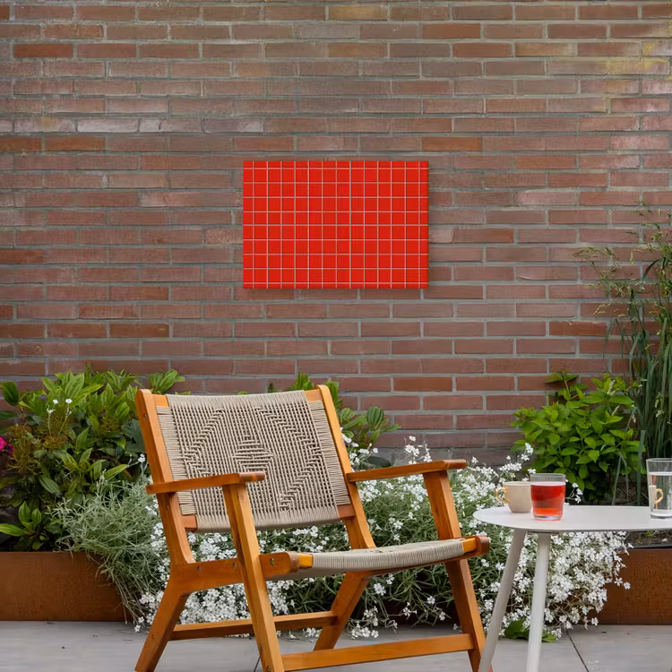 Tegel - Patroon - Kersen - Rood Tuinposter op houten frame 2 cm dik klein 845 -sfeer3