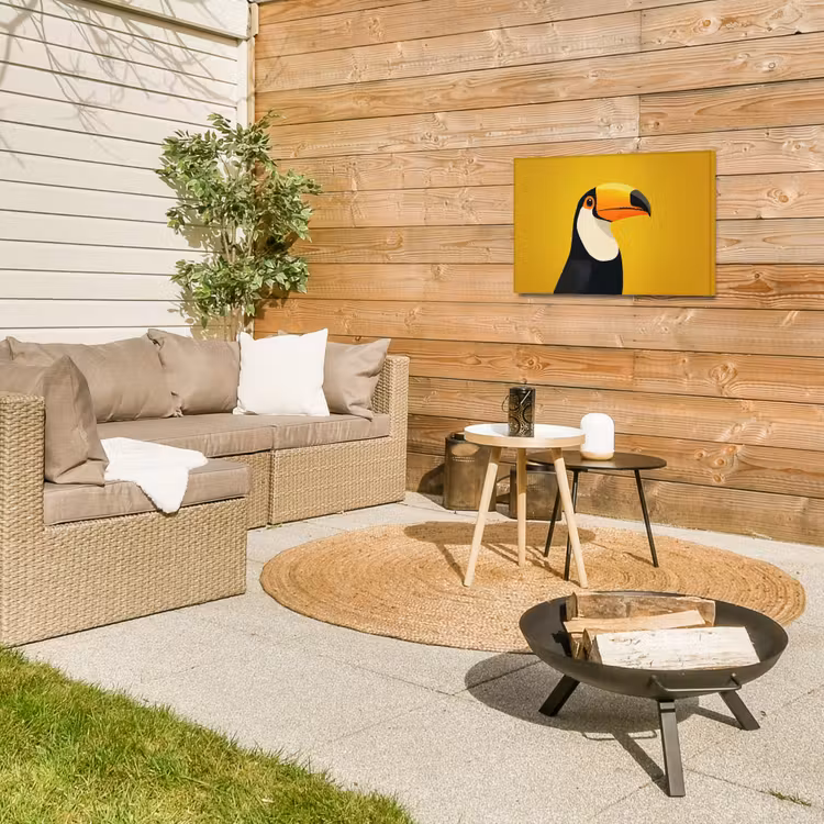 Toekan - Minimalistisch - Snavel - Oranje Tuinposter op houten frame 2 cm dik klein -sfeer2