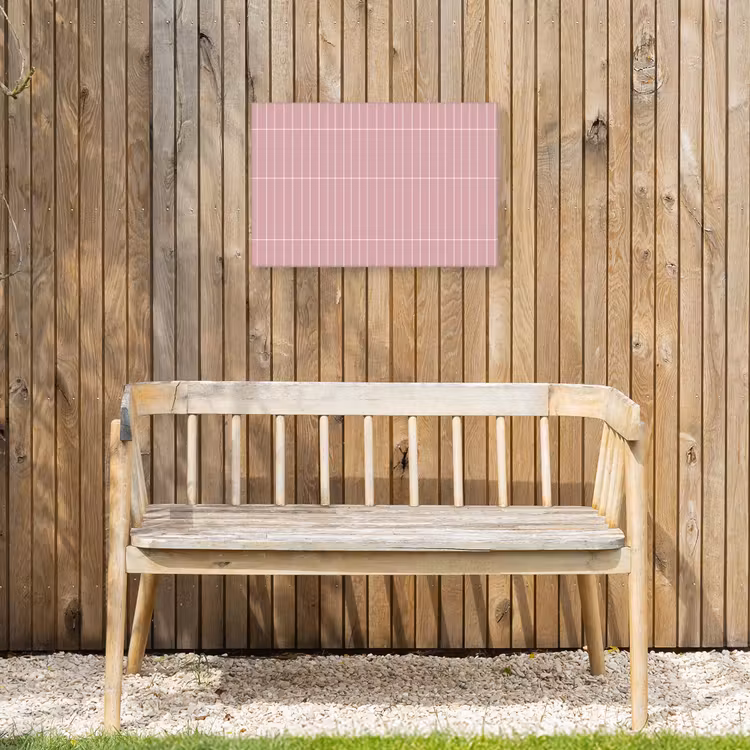 Verticaal - Wandtegel - Lichtroze Tuinposter op houten frame 2 cm dik klein 845 -sfeer4