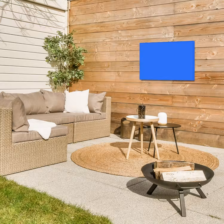 Vivid - Cobalt - Blauw Tuinposter op houten frame 2 cm dik klein 845 -sfeer2