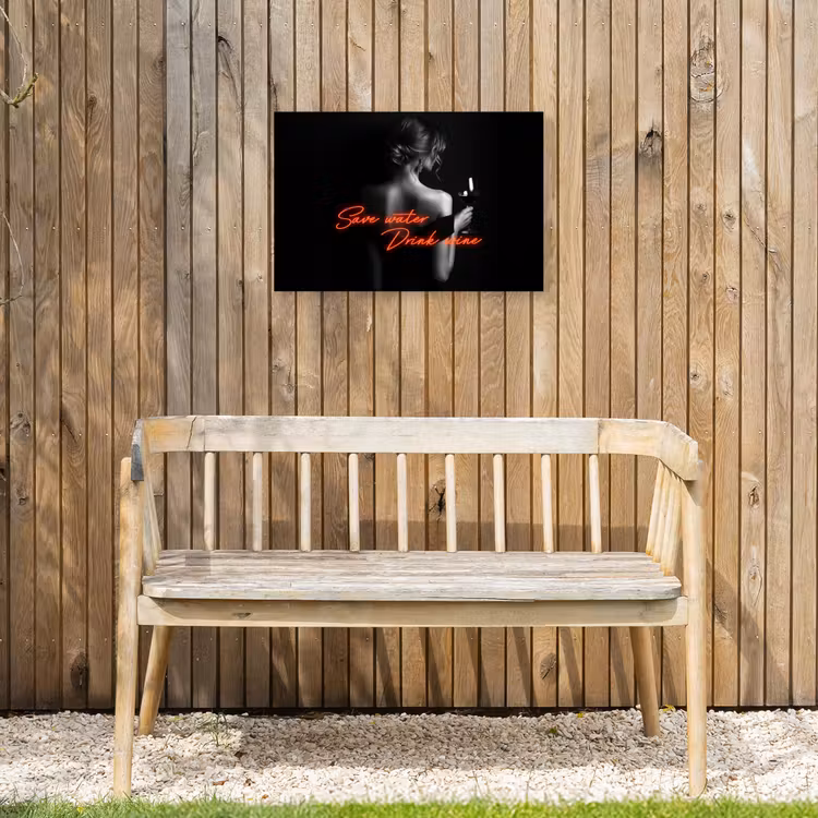 Wijn - Vrouw - Neon - Quote Tuinposter op houten frame 2 cm dik klein -sfeer4