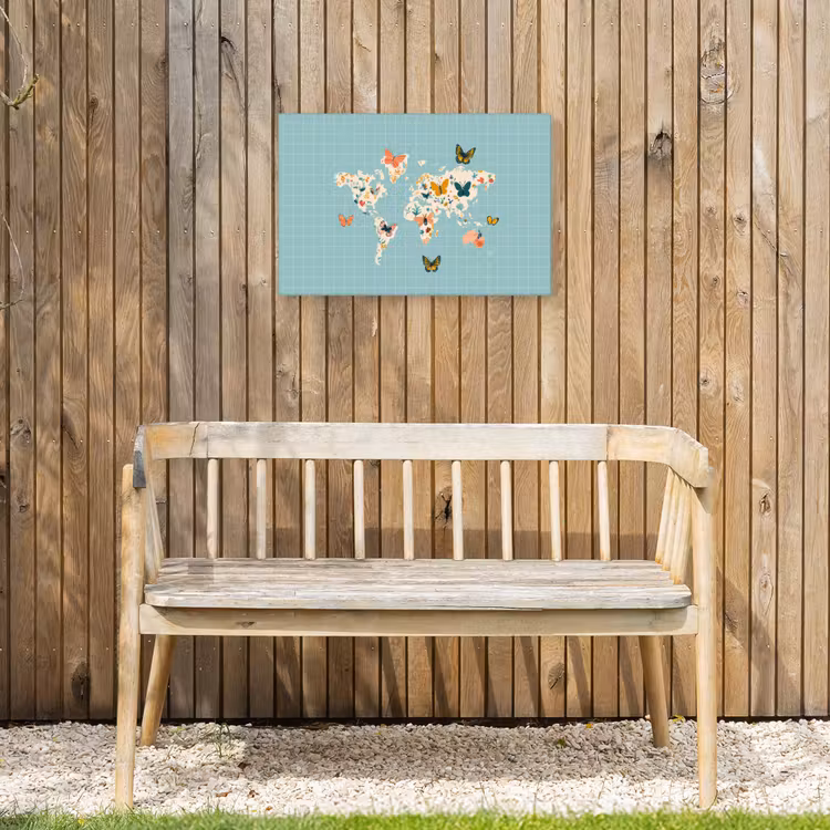Wereldkaart - Vlinders - Dromerig Tuinposter op houten frame 2 cm dik klein -sfeer4