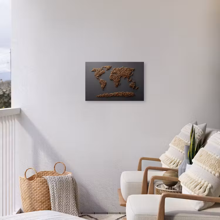 Wereldkaart - Koffie - Grijs Tuinposter op houten frame 2 cm dik klein -sfeer1
