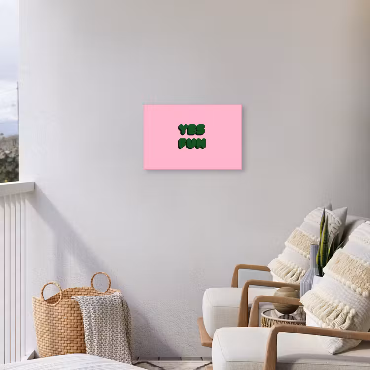 Yes fun - Groen - Roze Tuinposter op houten frame 2 cm dik klein -sfeer1