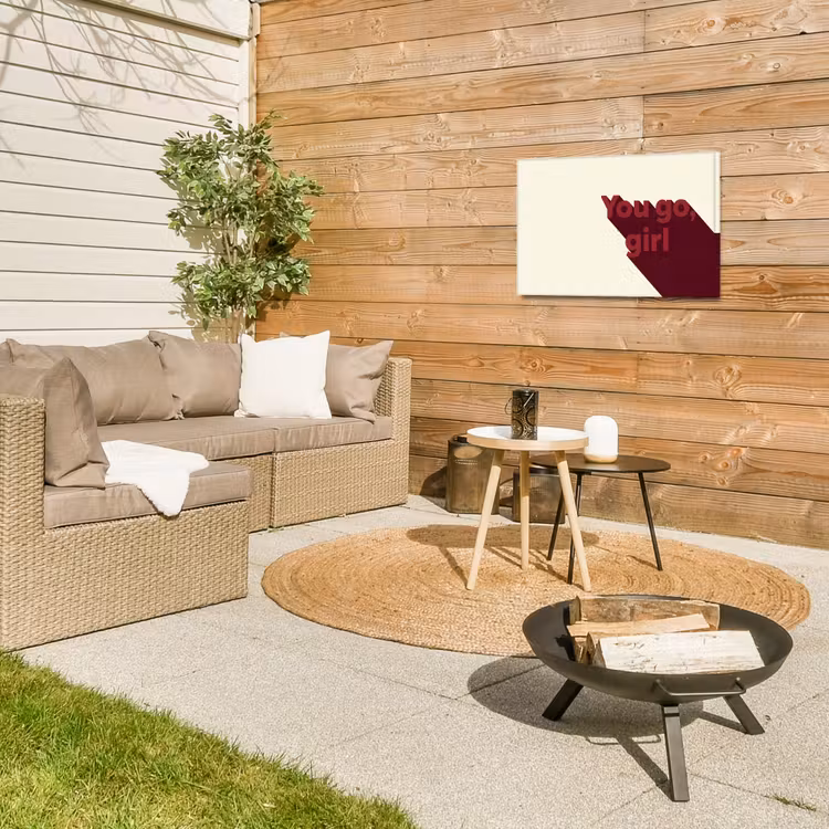 you go girl - 3D - Rood Tuinposter op houten frame 2 cm dik klein -sfeer2
