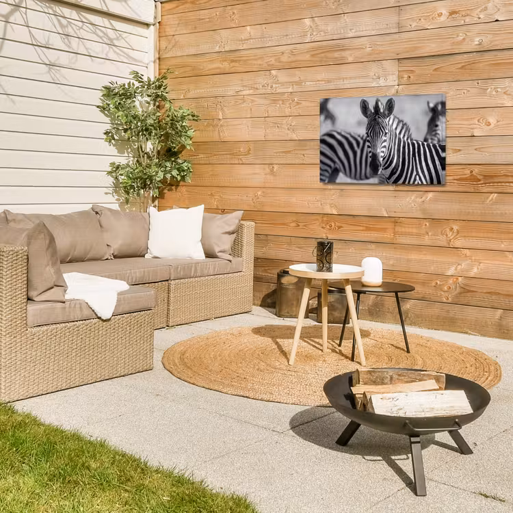 Zebra's - Zwart - Wit Tuinposter op houten frame 2 cm dik klein -sfeer2