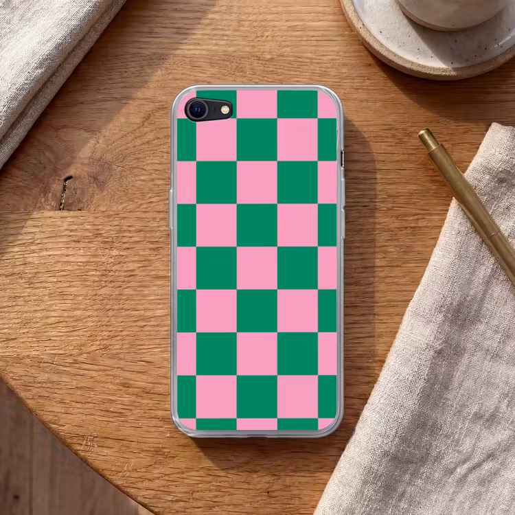 Schaakbord patroon - Groen - Roze - Blokjes Telefoonhoesje iPhone 7 klein -sfeer1
