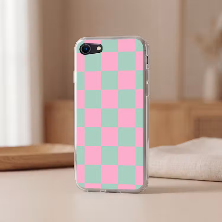 Schaakbord patroon - Groen - Roze - Blokjes Telefoonhoesje iPhone 7 klein -sfeer2