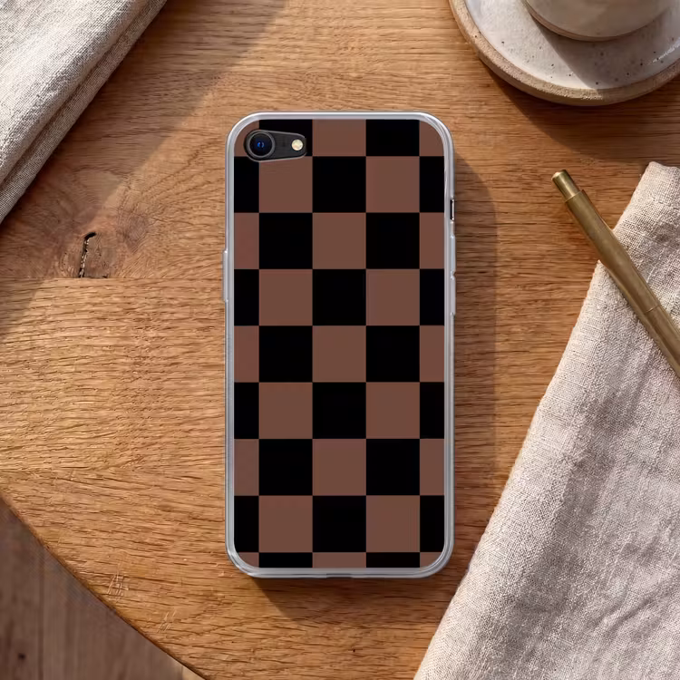 Schaakbord print - Bruin - Zwart - Blokjes Telefoonhoesje iPhone 7 klein -sfeer1