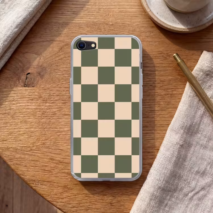 Schaakbord print - Groen - Beige - Blokjes Telefoonhoesje iPhone 7 klein -sfeer1