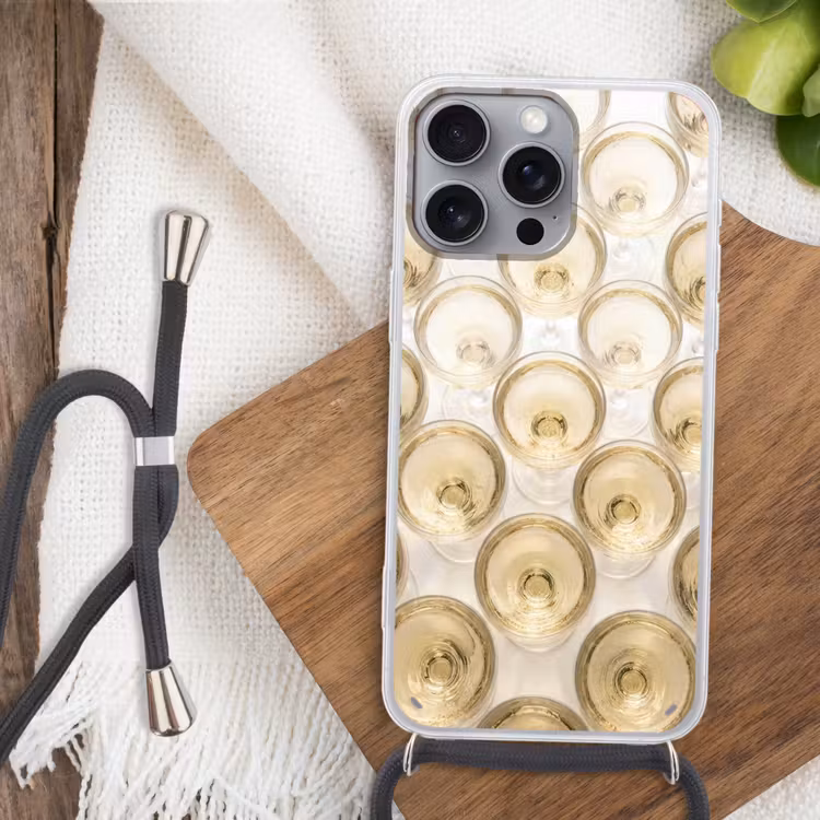 Drank - Glazen - Feest - Goud Hoesje iPhone 16 Pro Max met koord klein -sfeer4