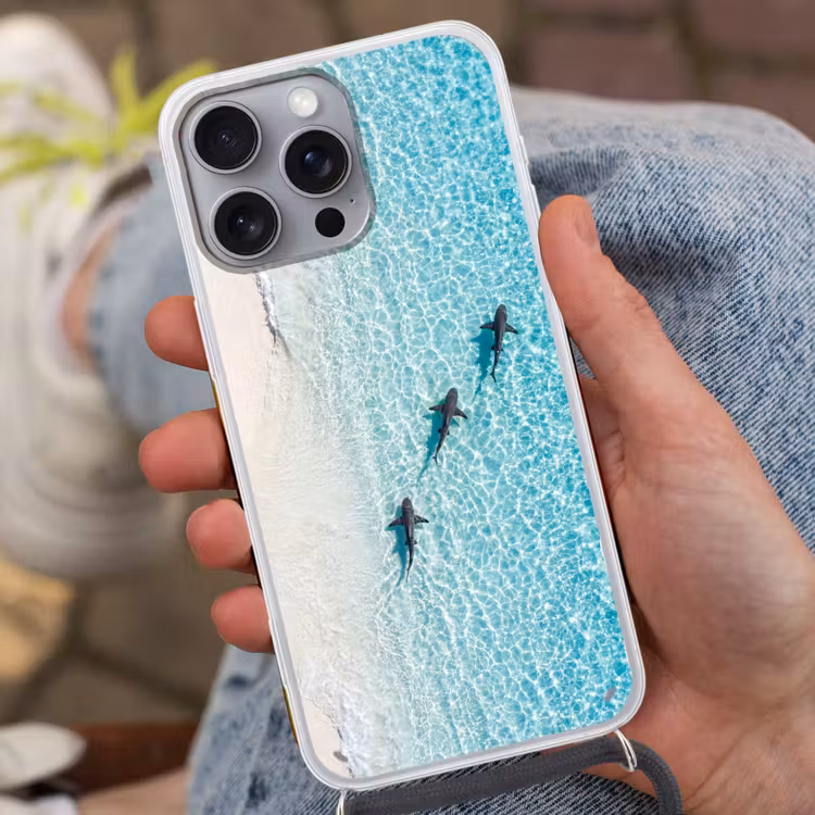 Vis - Oceaan - Strand - Turquoise - Natuur Hoesje iPhone 16 Pro Max met koord klein -sfeer3