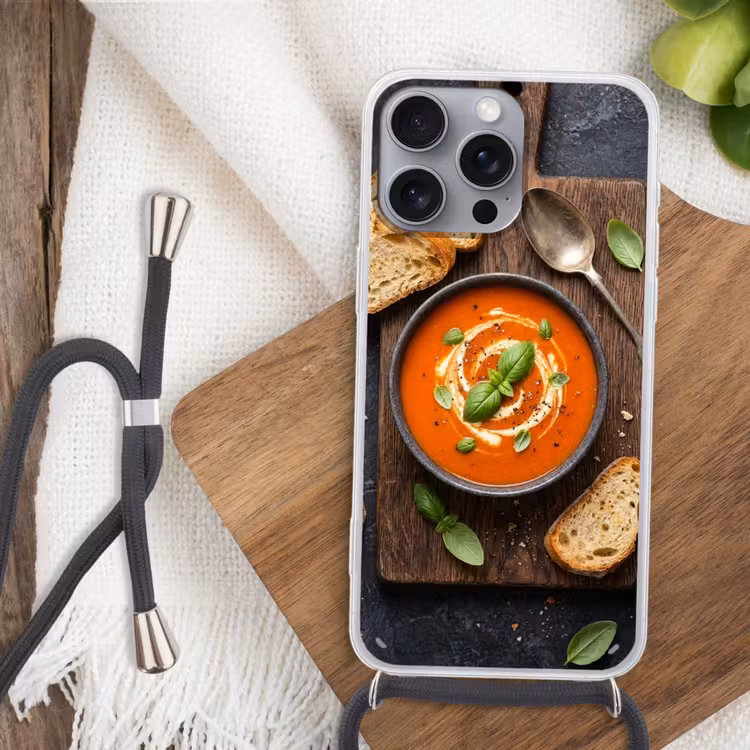 Eten - Soep - Basilicum - Rustiek - Rood Hoesje iPhone 16 Pro Max met koord klein -sfeer4