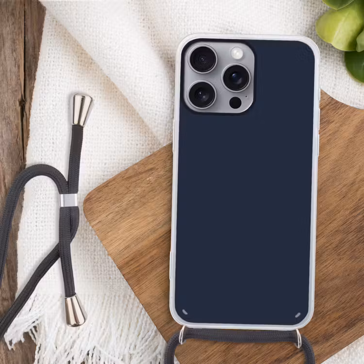 Geldersblauw - Blauw - Klassiek Hoesje iPhone 16 Pro Max met koord klein 804 -sfeer4