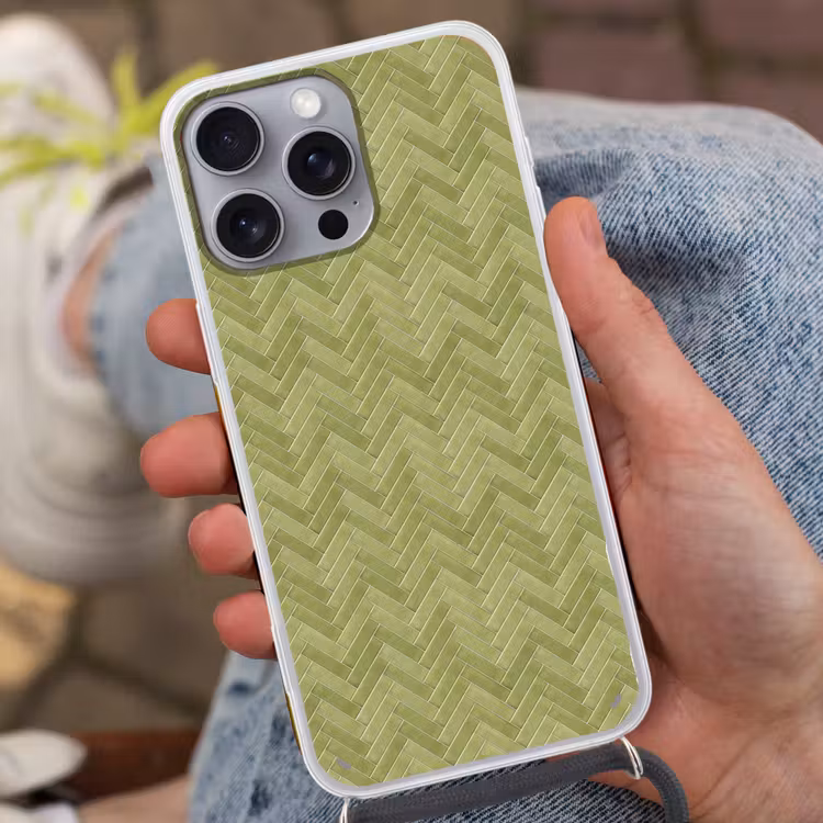 Visgraat - Wandtegel - Olijfgroen Hoesje iPhone 16 Pro Max met koord klein 804 -sfeer3