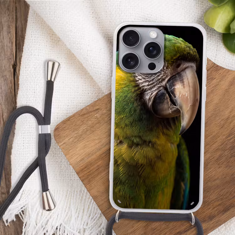 Ara - Portret - Groen Hoesje iPhone 16 Pro Max met koord klein -sfeer4