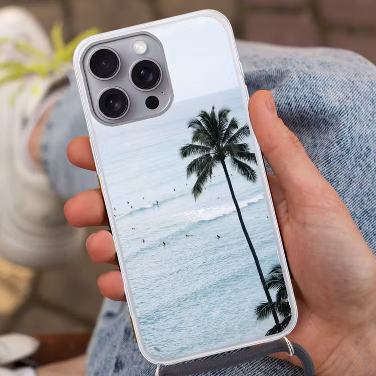 Oceaan - Palmbomen - Surfers Hoesje iPhone 16 Pro Max met koord klein -sfeer3