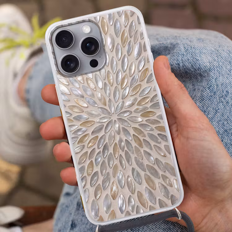 Patroon - Ovaal - Glanzend - Abstract - Beige Hoesje iPhone 16 Pro Max met koord klein -sfeer3