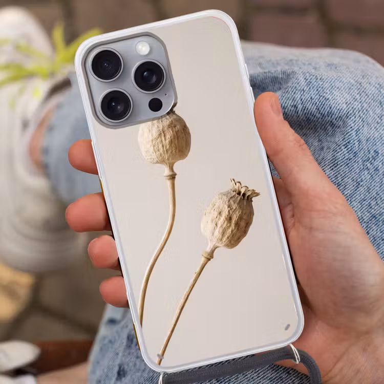 Papaverbollen - Droogbloemen - Minimalistisch - Beige - Rustig Hoesje iPhone 16 Pro Max met koord klein -sfeer3