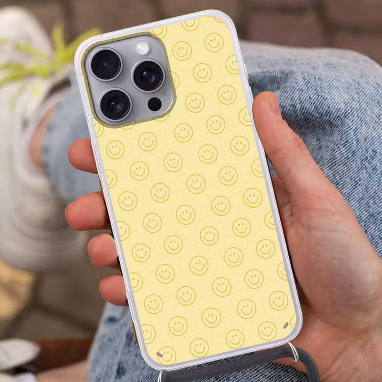 Smileys - Patroon - Retro - Zachtgeel Hoesje iPhone 16 Pro Max met koord klein 804 -sfeer3