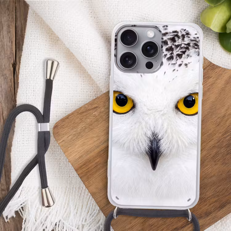 Sneeuwuil - Portret - Geel Hoesje iPhone 16 Pro Max met koord klein -sfeer4
