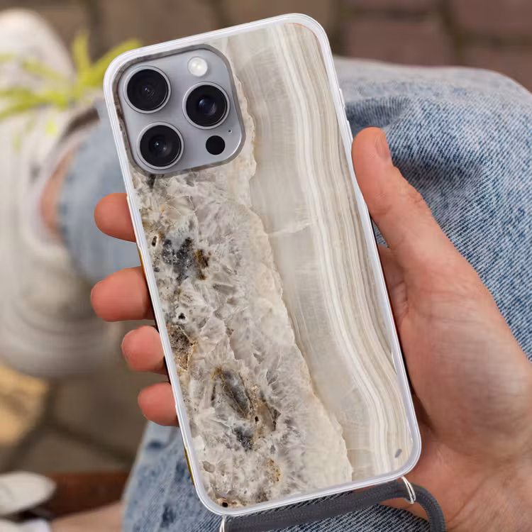 Steen - Textuur - Abstract - Beige - Wit Hoesje iPhone 16 Pro Max met koord klein -sfeer3