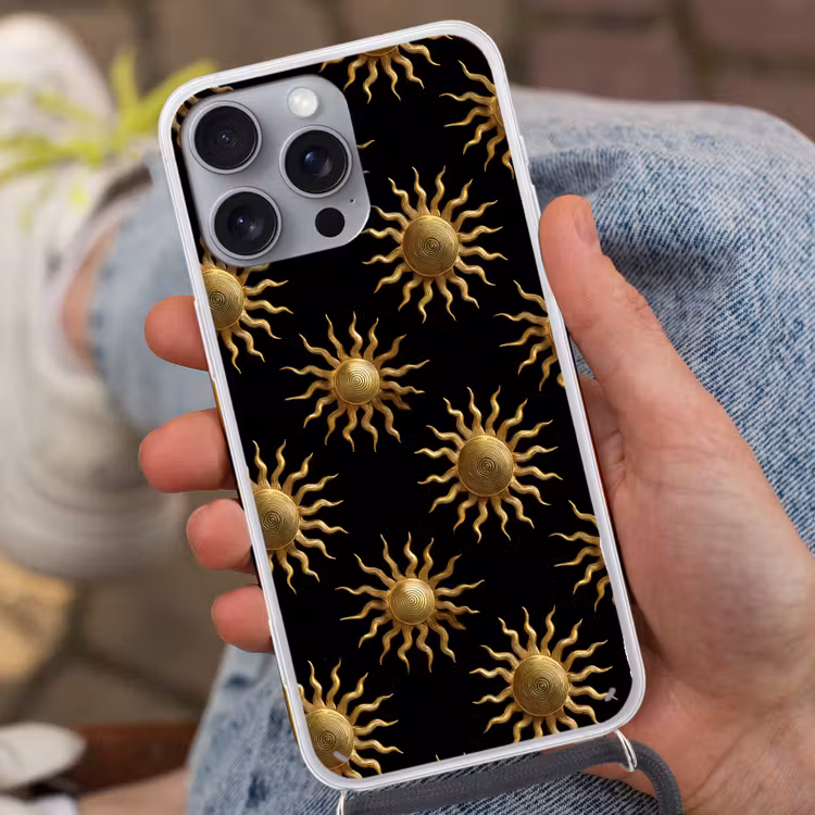 Zon - Patroon - Luxe - Goud - Zwart Hoesje iPhone 16 Pro Max met koord klein 804 -sfeer3
