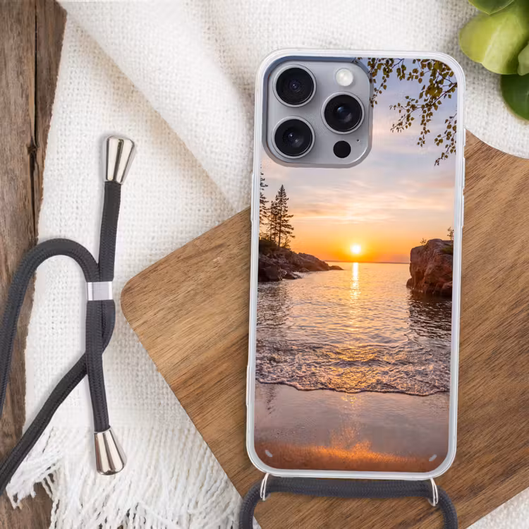 Zonsondergang - Kust - Water - Natuur - Oranje Hoesje iPhone 16 Pro Max met koord klein -sfeer4