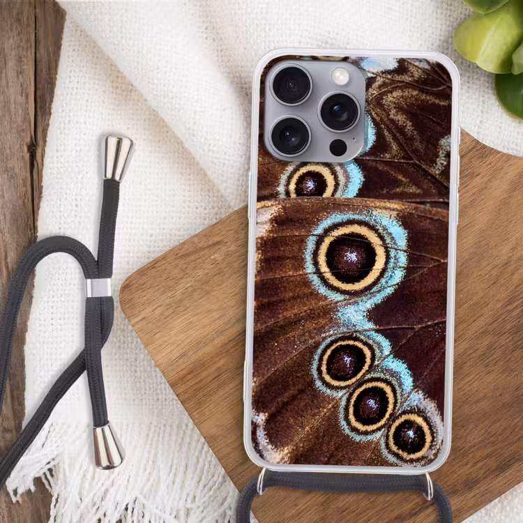 Vleugels - Vlinder - Blauw Hoesje iPhone 16 Pro Max met koord klein -sfeer4