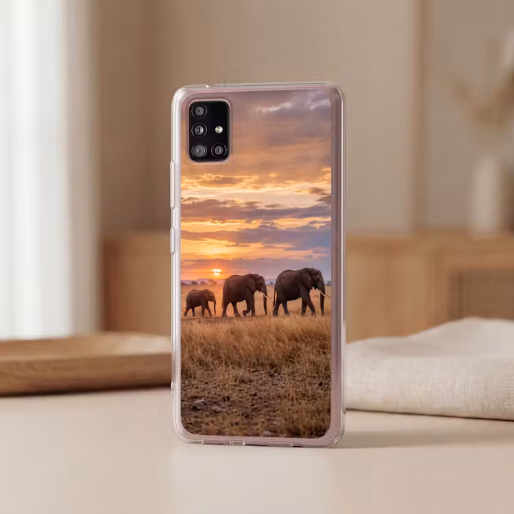 Olifanten - Savanne - Zonsondergang - Afrika - Warm Telefoonhoesje Samsung Galaxy A51 5G klein -sfeer2