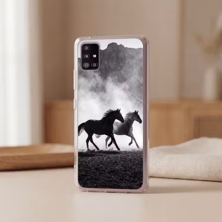Paard - Ren - Stof - Zwart-wit - Dieren Telefoonhoesje Samsung Galaxy A51 5G klein -sfeer2