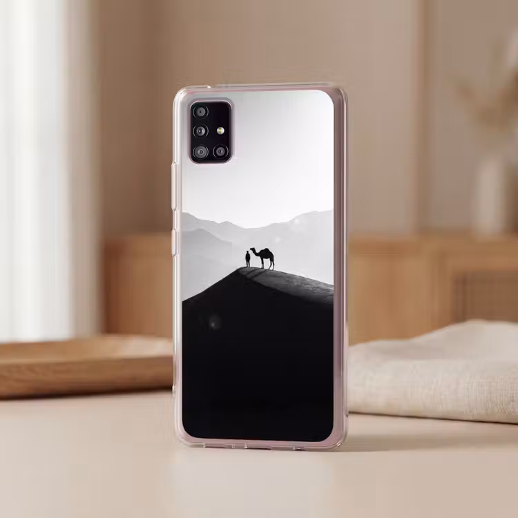 Mens - Kameel - Zandduin - Natuur - Monochroom Telefoonhoesje Samsung Galaxy A51 5G klein -sfeer2