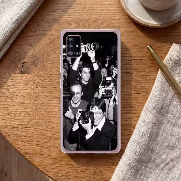 Fotografen - Menigte - Flitsers - Journalistiek Telefoonhoesje Samsung Galaxy A51 5G klein -sfeer1