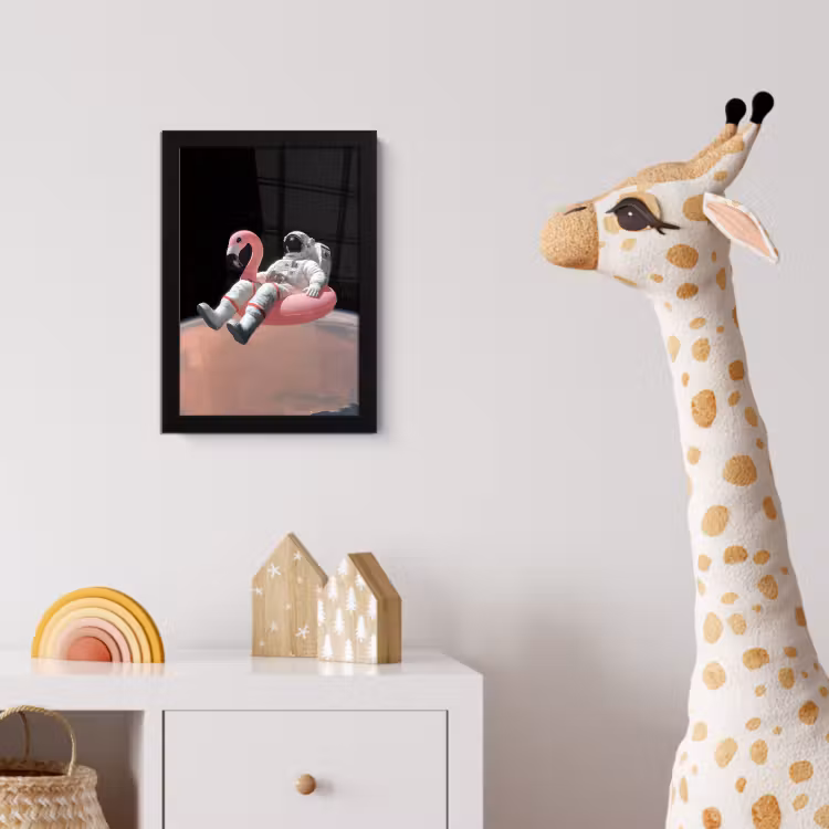Astronaut - Flamingo - Zwemband - Roze fotolijst zwart zonder passe partout klein -usfeer4_kinderkamer