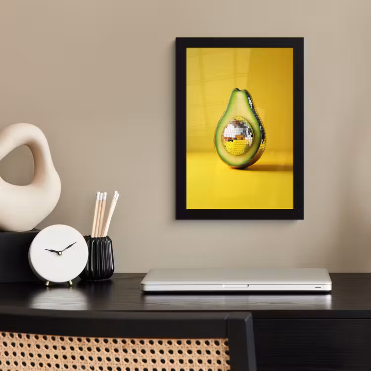 Avocado - Discobal - Geel - Glitter fotolijst zwart zonder passe partout klein -sfeer1