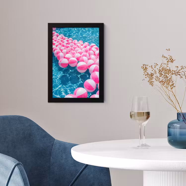 Strandballen - Roze - Water fotolijst zwart zonder passe partout klein -sfeer4