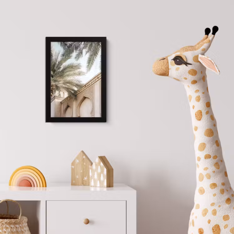 Gebouw - Palmbomen - Beige - Zon fotolijst zwart zonder passe partout klein -usfeer4_kinderkamer
