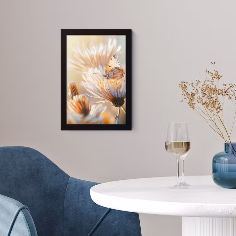 Vlinder - Bloem - Oranje fotolijst zwart zonder passe partout klein -sfeer4